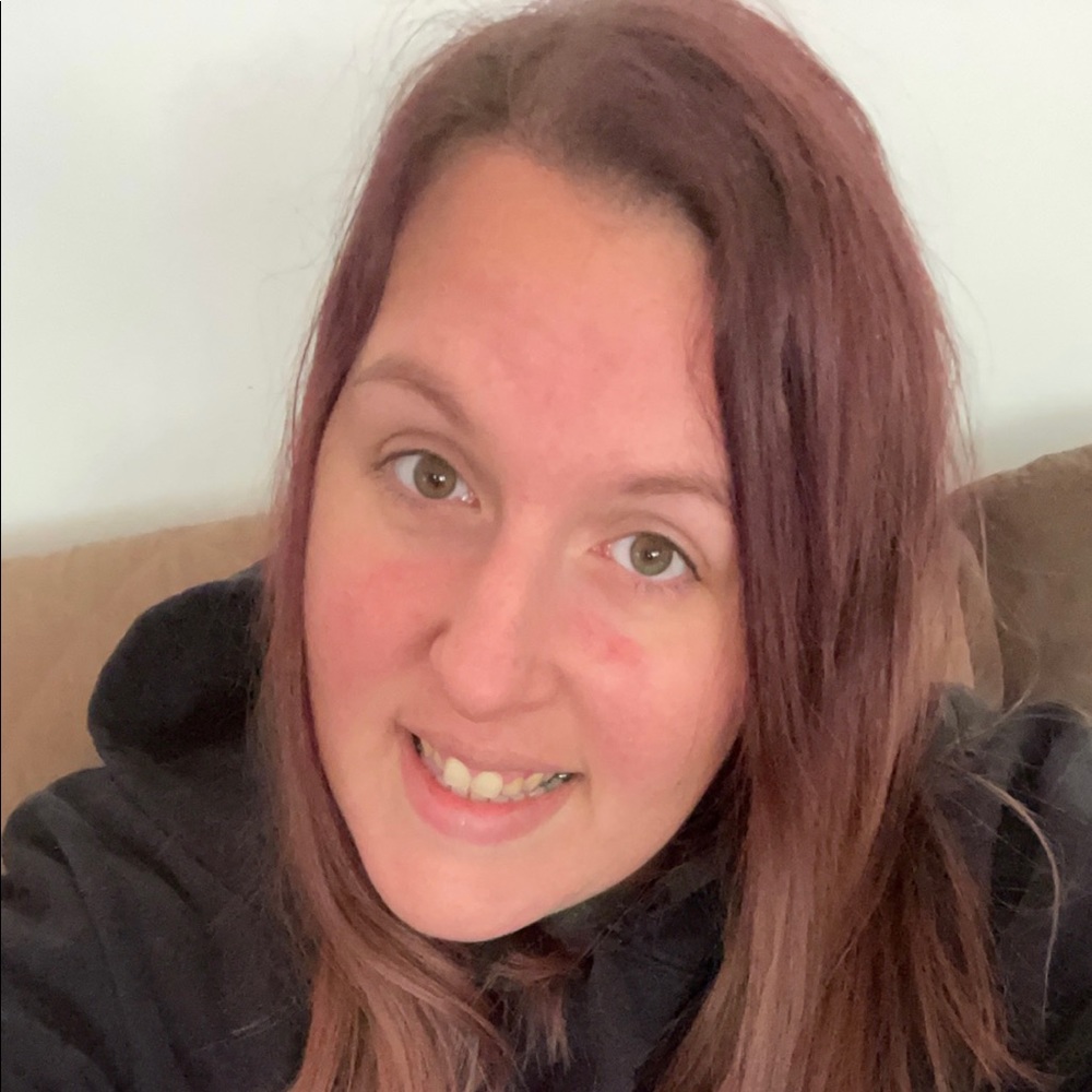 Meet your Posher, Christina